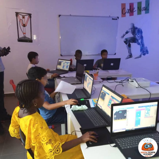 Génération Robots unterzeichnet eine Partnerschaft mit der Happy Coders Academy
