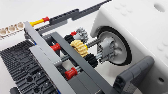 Thymio + Lego: an endless world of possibilities!