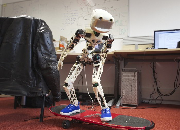 Le robot humanoïde Poppy